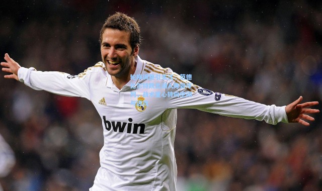 海星体育直播|轮换调整引关注，范德比尔特跌出湖人阵容序列，战术重心转向空间与进攻