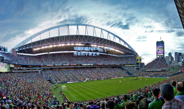 海星体育直播-早报家庭与球场，一代传奇的平衡艺术